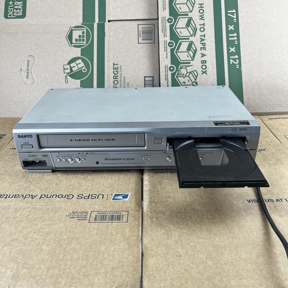 Sanyo DVW-7200 DVD VCR Combo Player Recorder 4-Head Hi-Fi VHS Progressive Scan